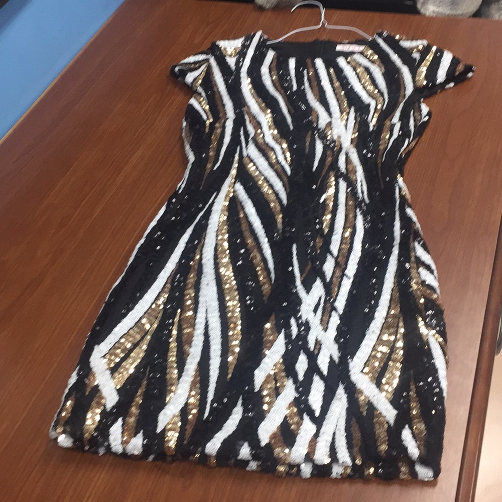 Black gold and white dress size small